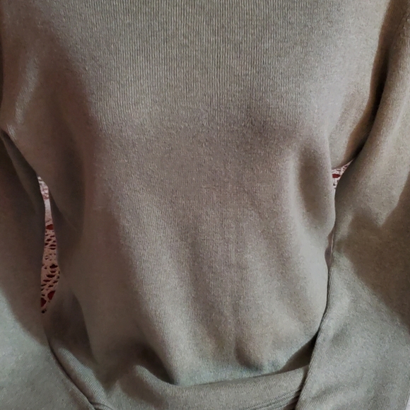 Sweater - Picture 2 of 5